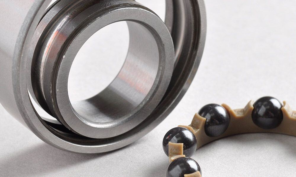 https://www.ortechceramics.com/wp-content/uploads/2016/05/Hybrid-ceramic-bearings.jpg