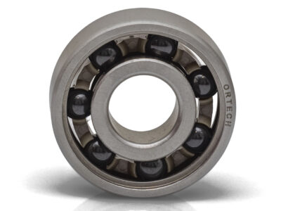 Hybrid deep groove ball bearings